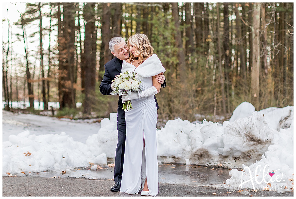 winter wedding photographer New Hampshire