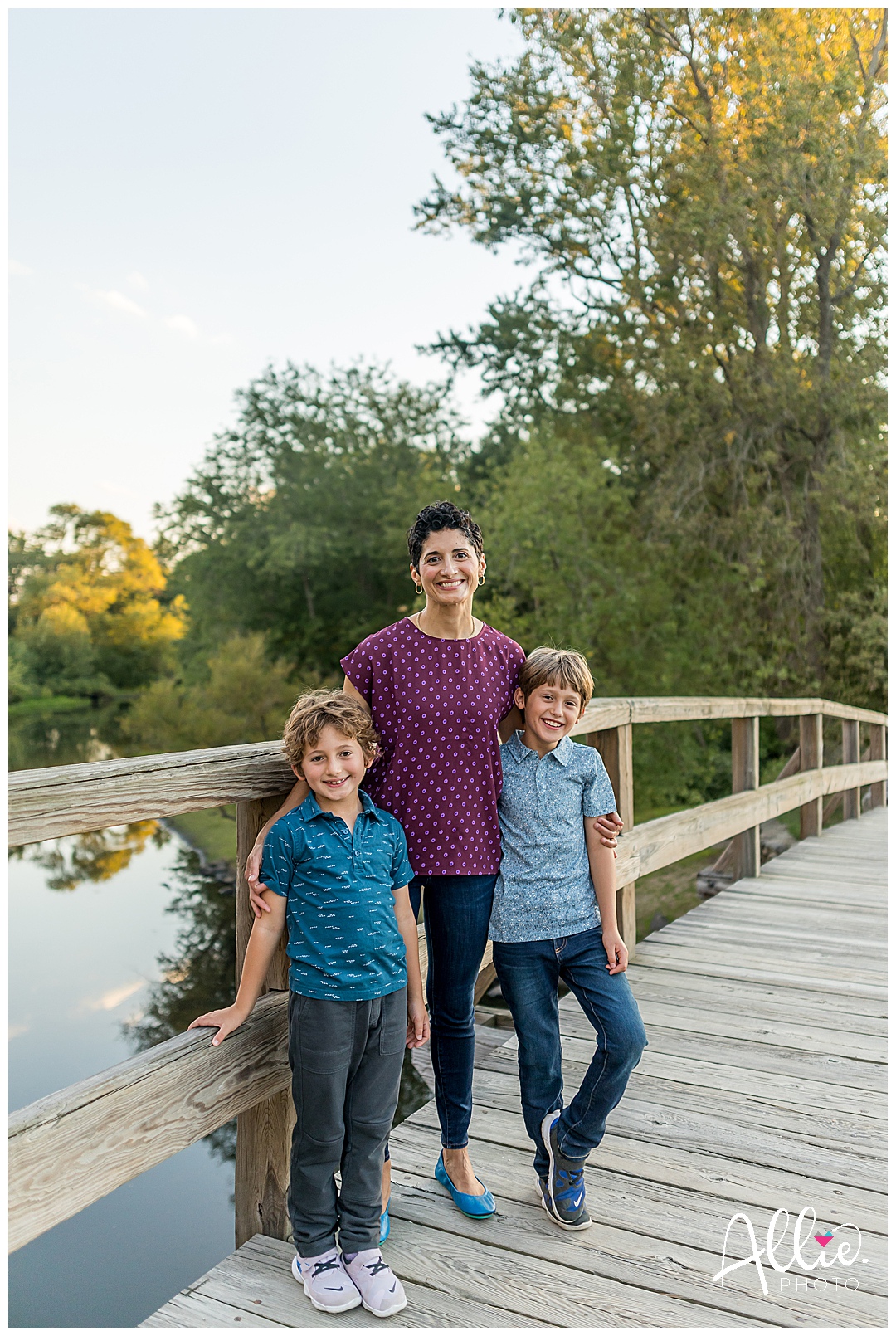 family photo session at old north bridge