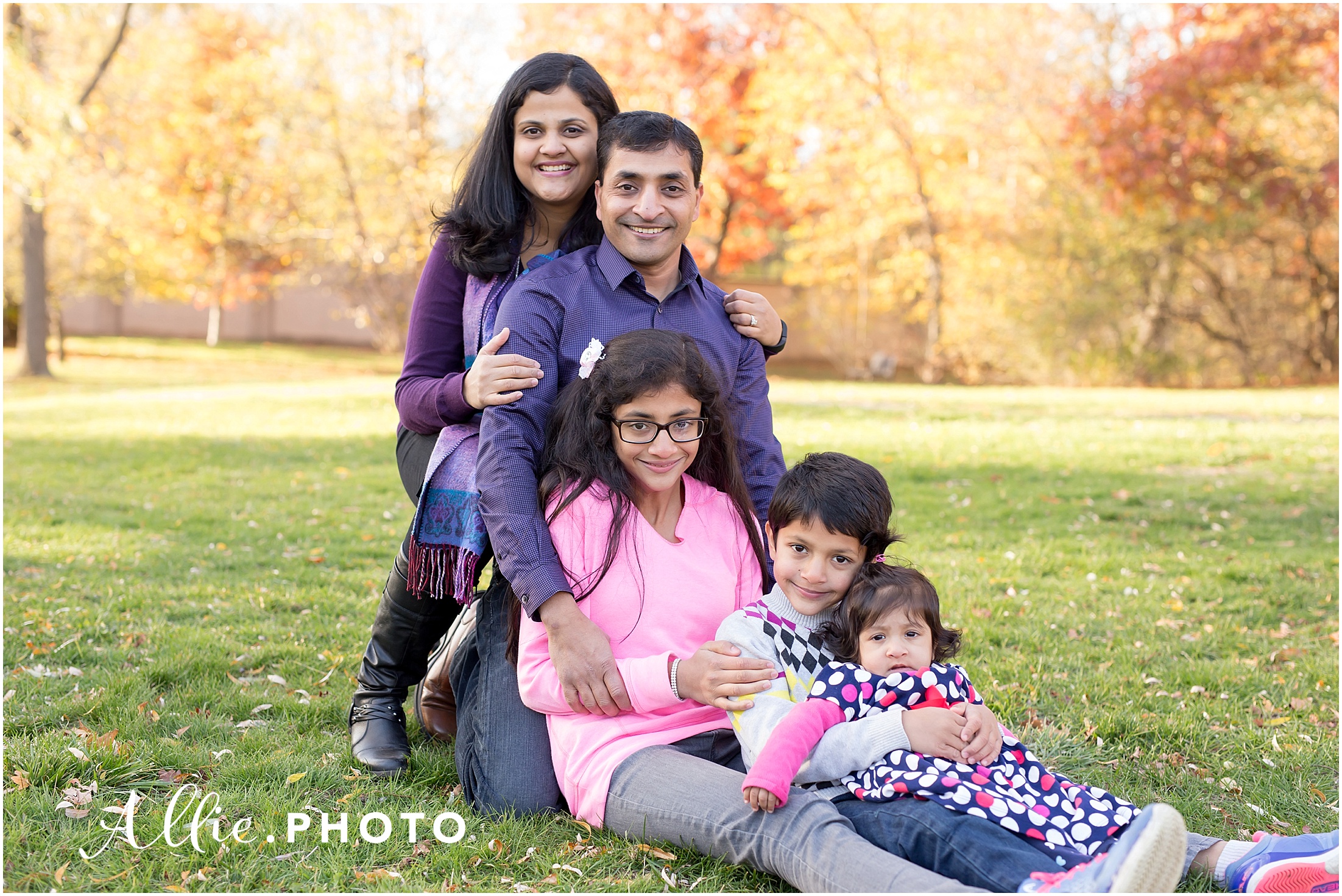 Massachusetts Family Fall Portraits_0017.jpg