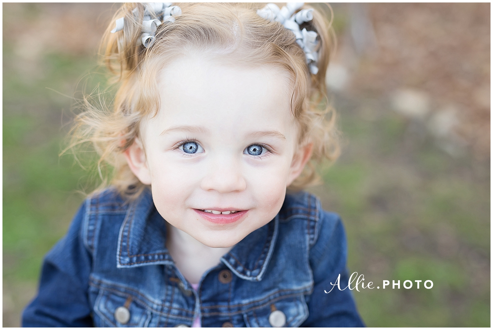two_year_old_girl_portraits_nh_family_photographer_002.jpg