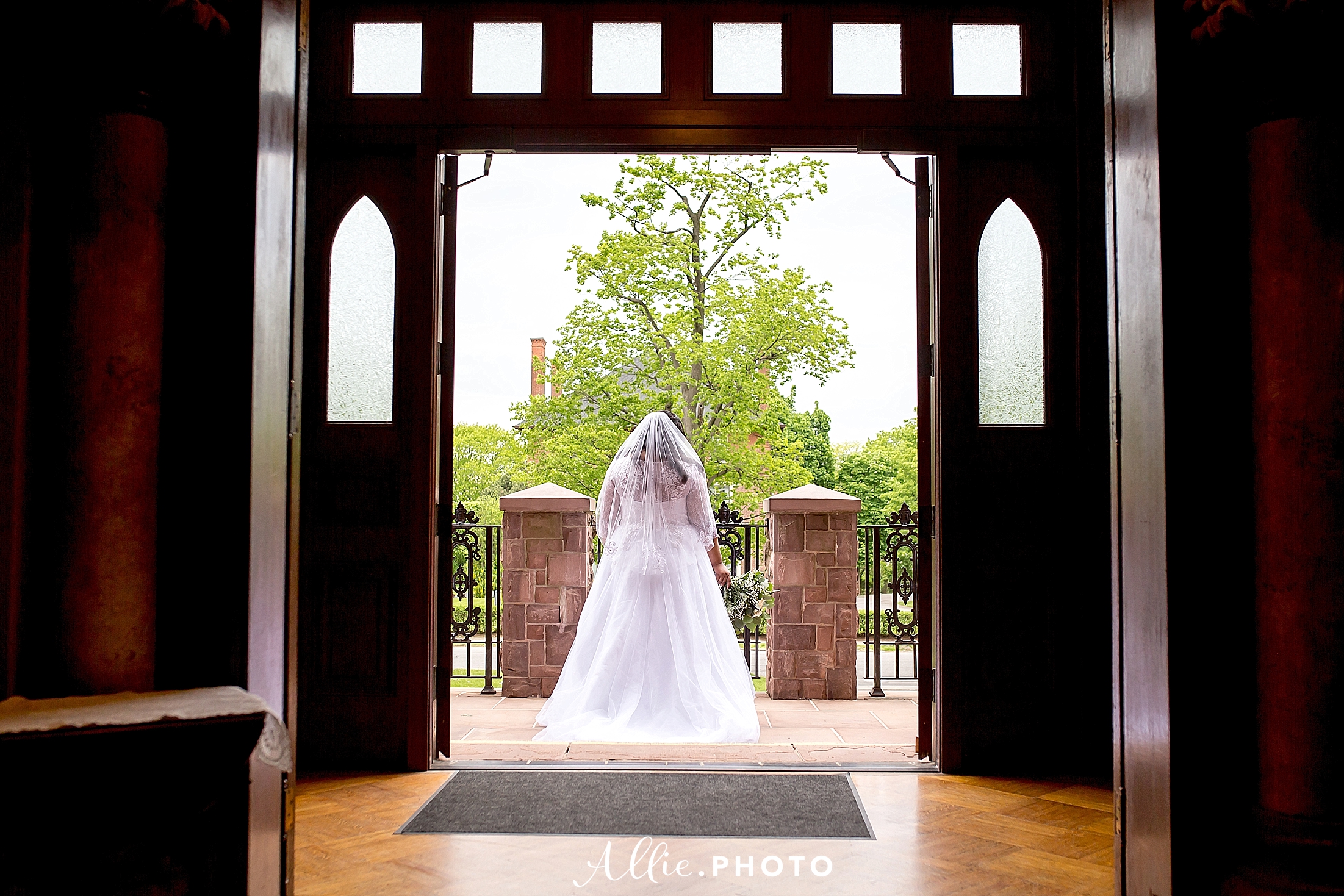 boston_wedding_photographer_bride__0017.jpg