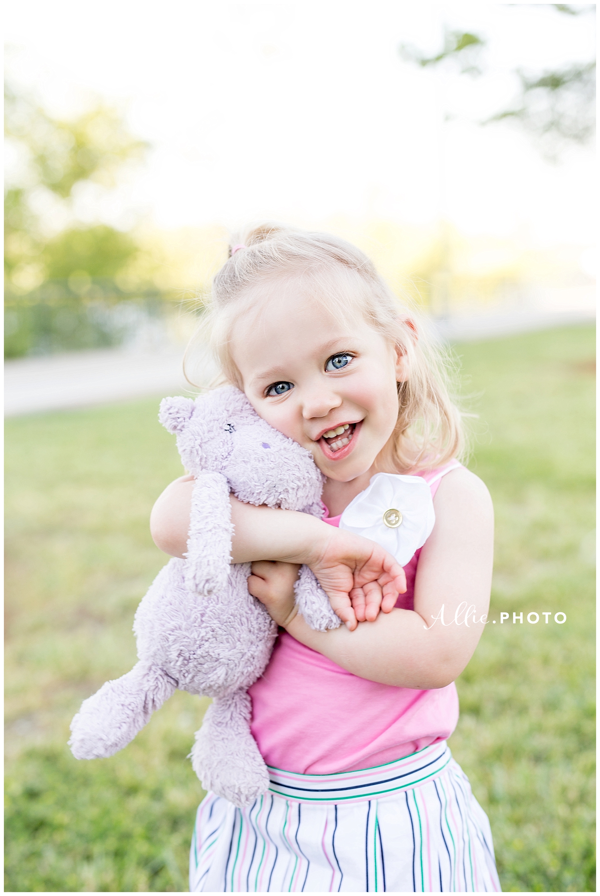 lowell-ma-family-photographer-2-year-old_0008.jpg