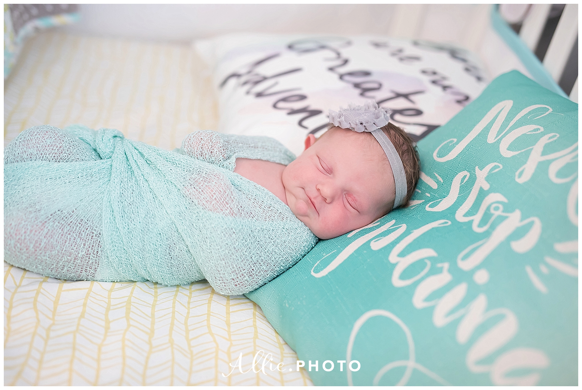 boston_newborn_photographer_baby_girl_lifestyle_photos_0045.jpg