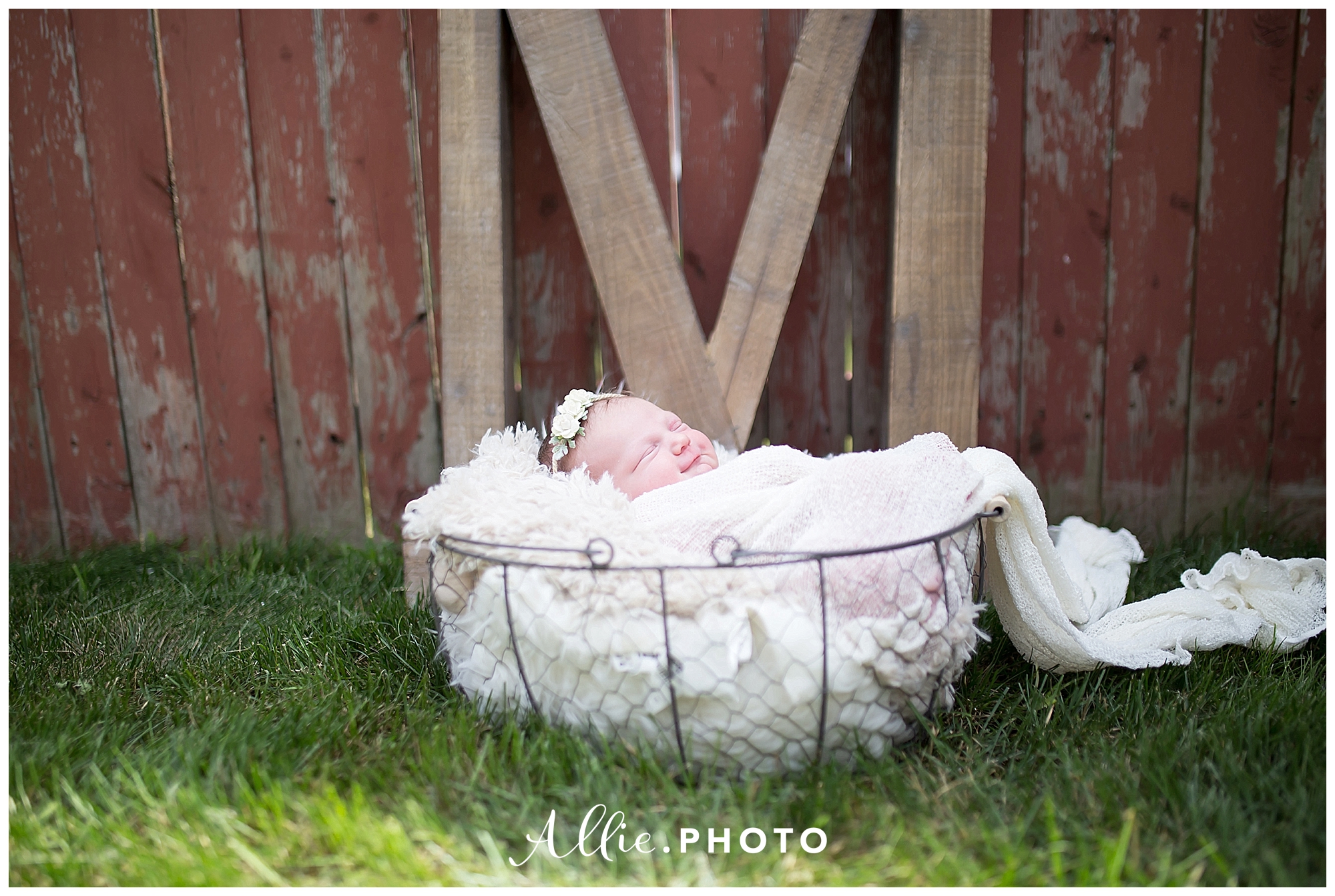 boston_newborn_photographer_baby_girl_lifestyle_photos_0053.jpg