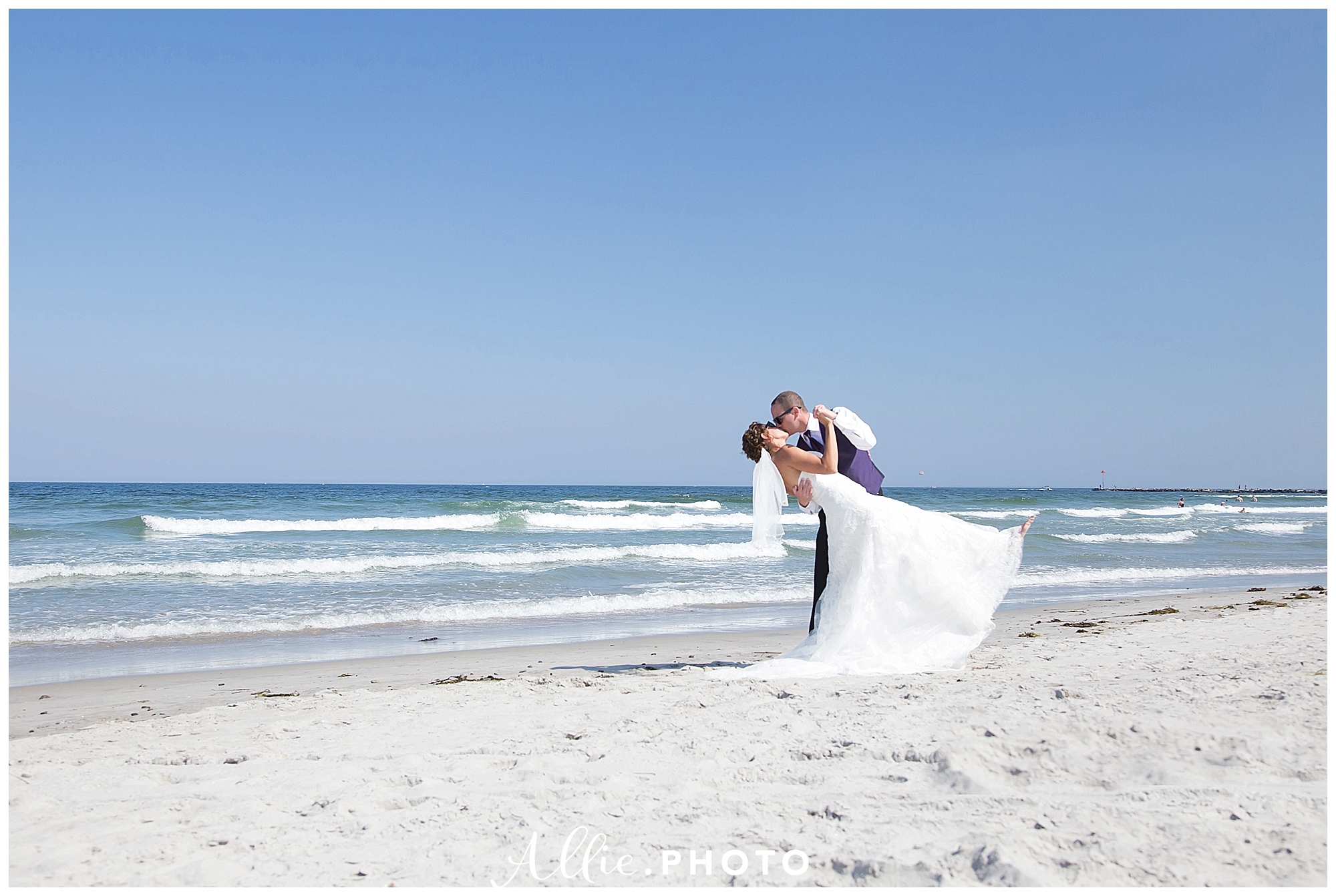 nh_beach_wedding_photographer_salisbury_blue_ocean_club_0025.jpg