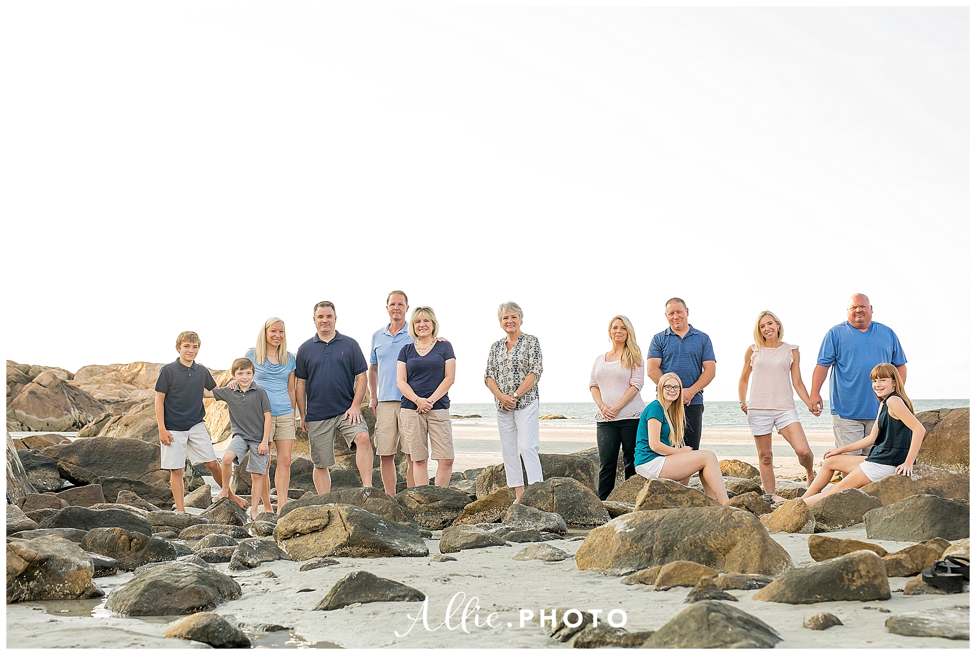 Massachusetts_photographer_beach_family_session_0015.jpg