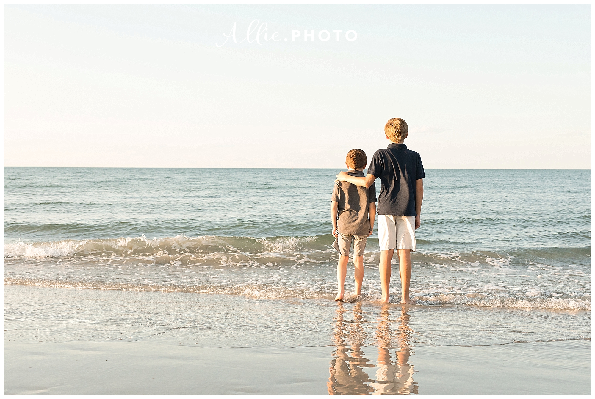 Massachusetts_photographer_beach_family_session_0017.jpg