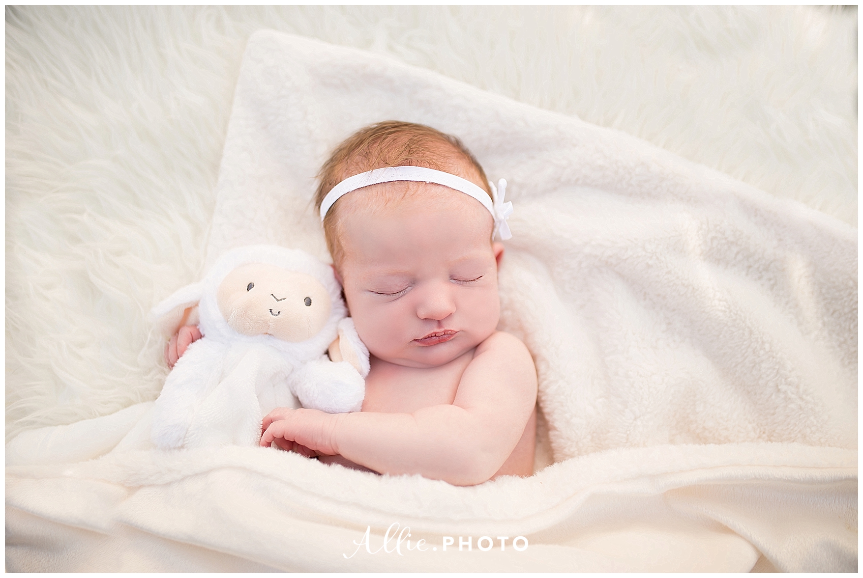 chelmsford_newborn_lifestyle_family_photographer_baby_girl_0074.jpg
