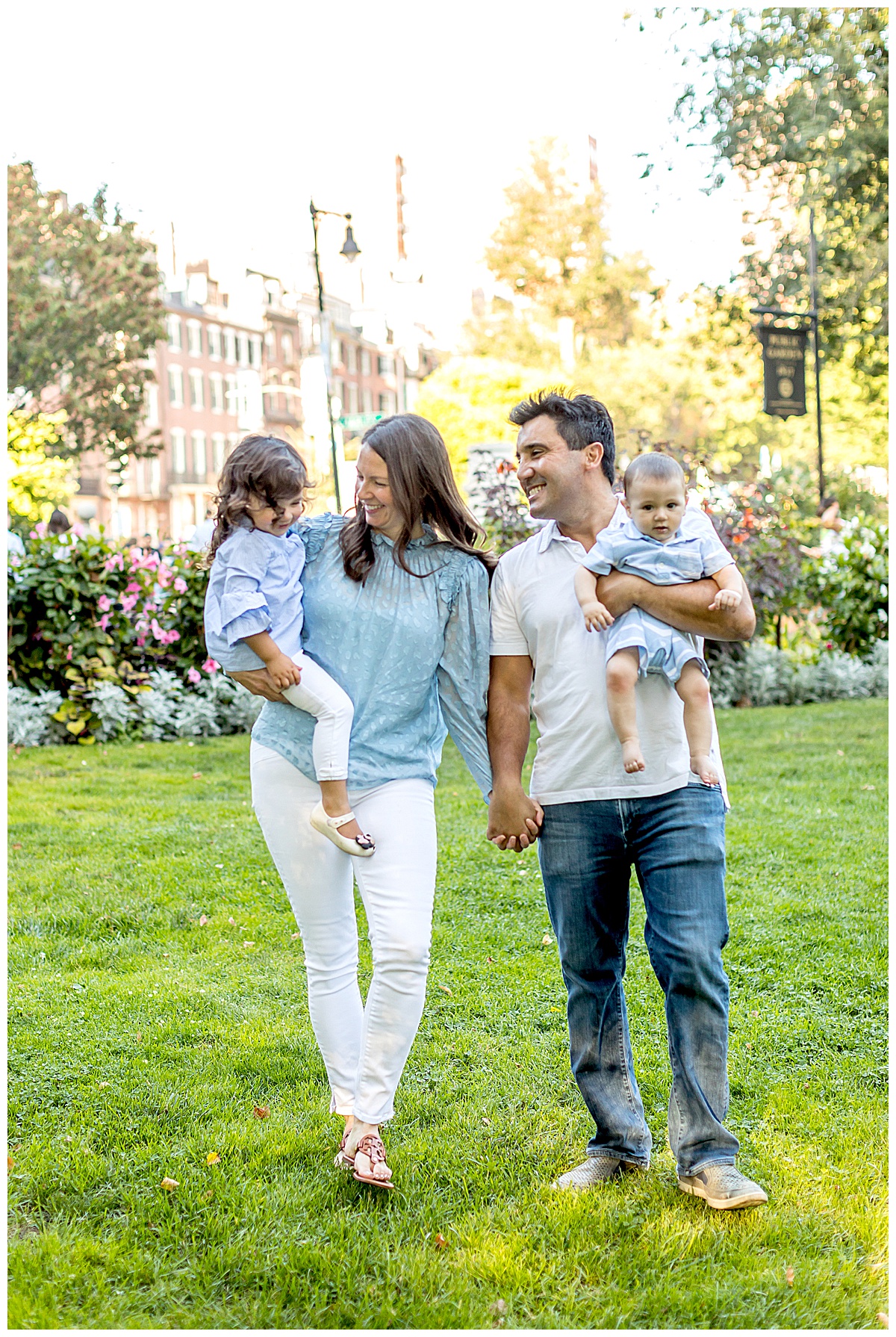 Enjoy these Family Photos at Boston Public Garden