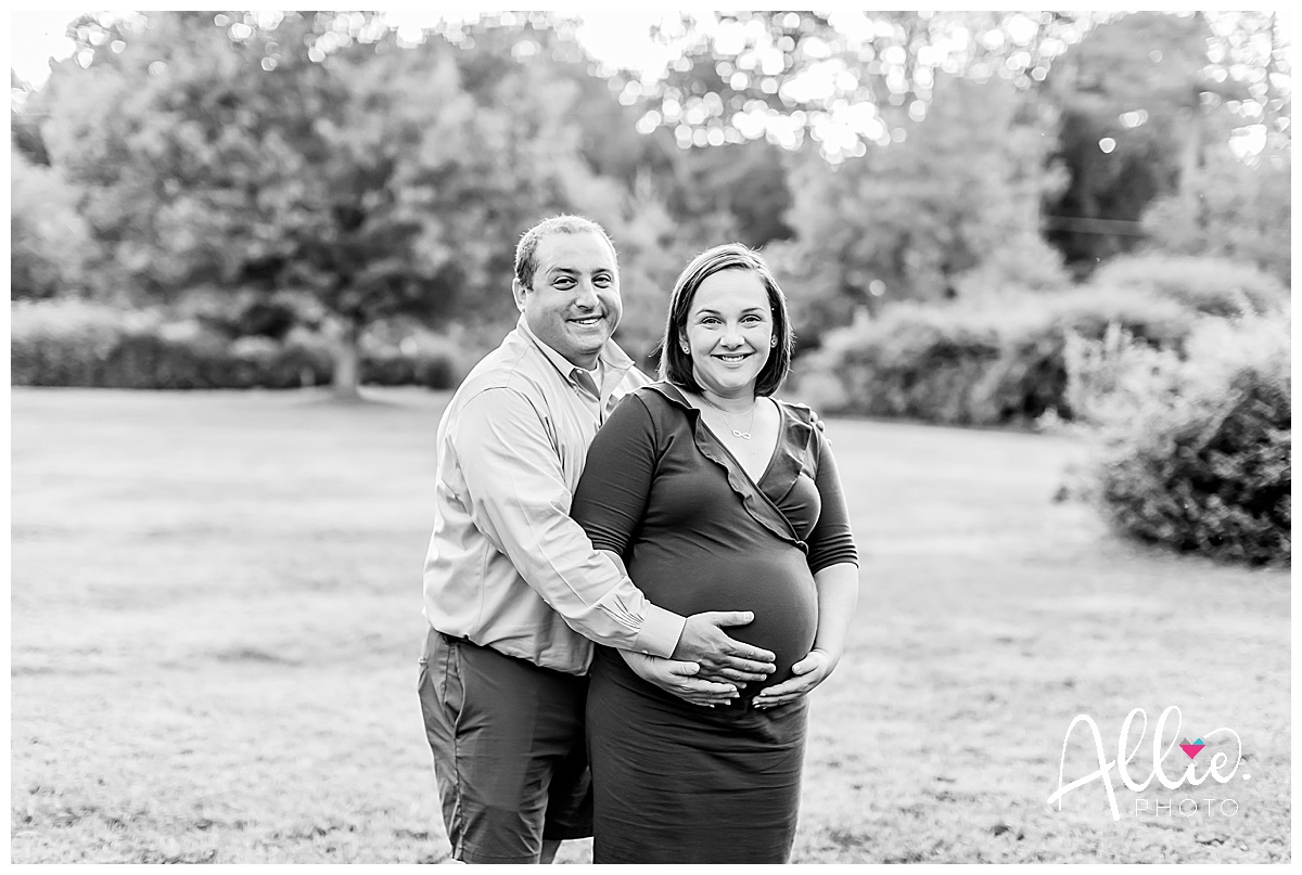 Massachusetts family photographer maternity photos black and white