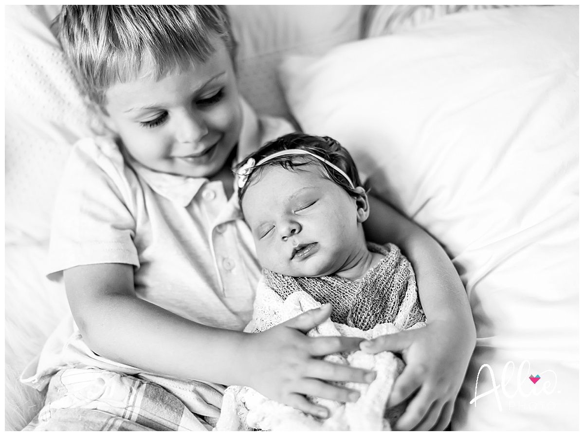 boston newborn photographer black and white images