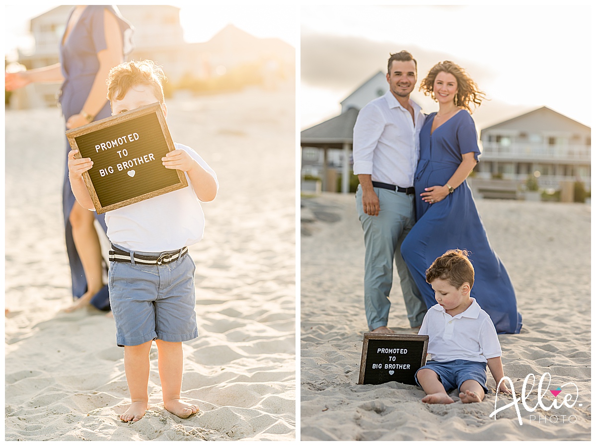 pregnancy announcement at the beach with sign