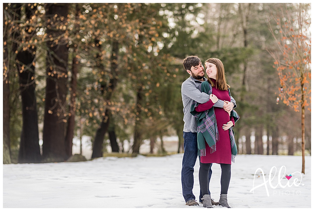 massachusetts photographer winter maternity photos